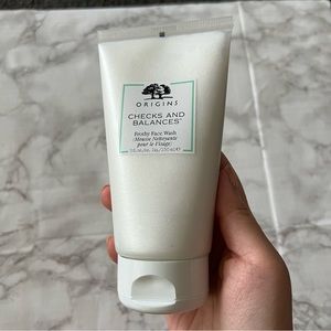 origins checks and balances frothy face wash
